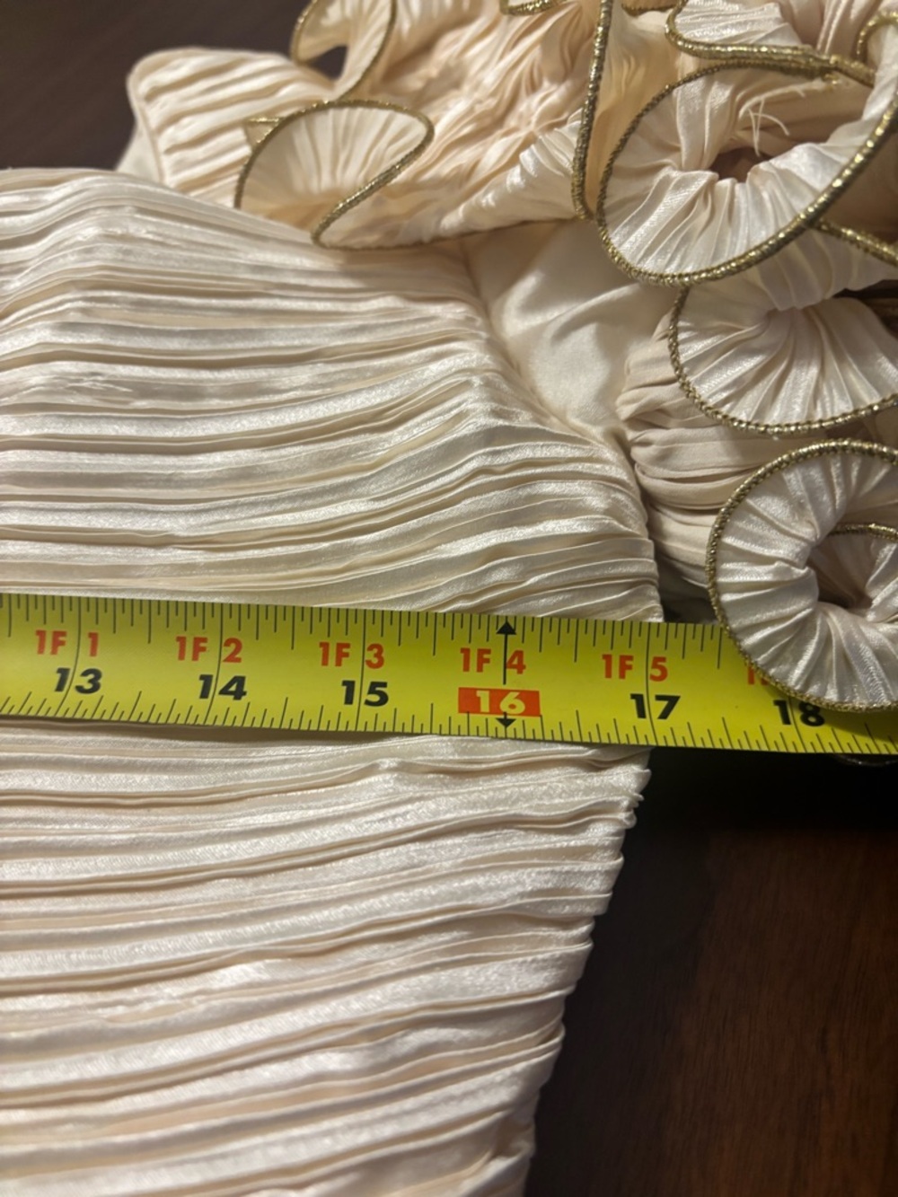 Vintage Ivory Pleated Maxi Dress Statement Sleeves Rosette Formal 10 - Picture 10 of 16